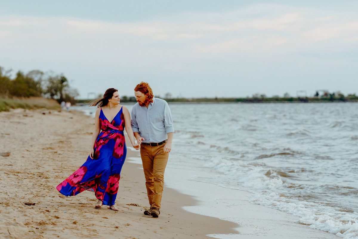 Tearrapin Beach Maryland engagement photos in Maryland