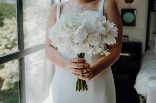 My favorite flowers in a wedding bouquet. #districtwinerywedding #dcweddingphotographer #marylandweddingphotographer #virginiaweddingphotographer #dcweddings #dcevents #modernwedding #urbanwedding #minimalistwedding #winerywedding #washingtondcwedding #weddingphotographerdc #chicwedding #documentaryweddingphotographer #dmvweddings #elegantwedding #citywedding #capitolweddings #districtwinery #dcweddingvenues